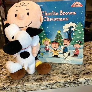 White Stuffed Animals Plush Toy and 1988 Golden Book.